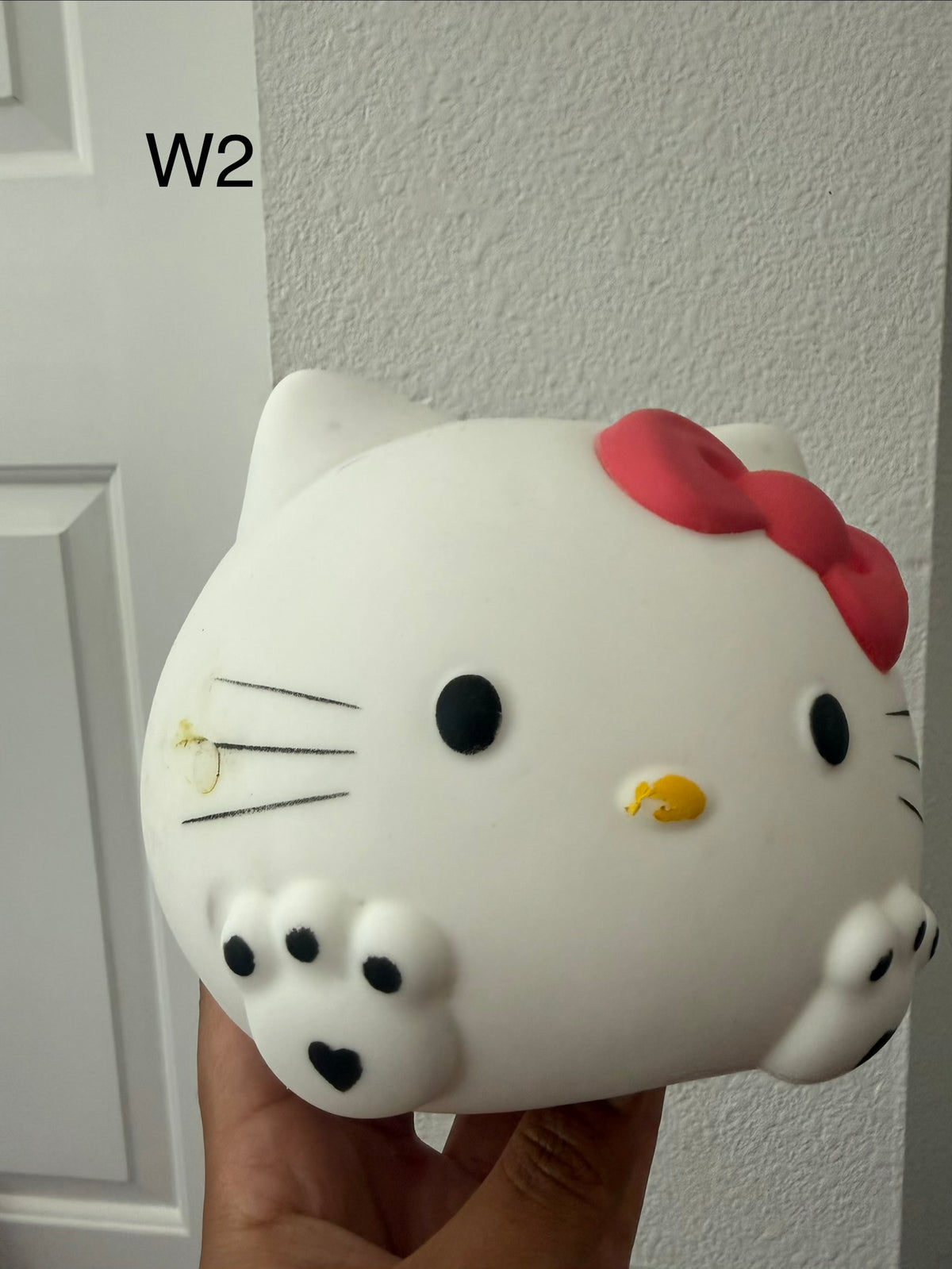 DEFECTED HK KITTY JUMBO Squishies
