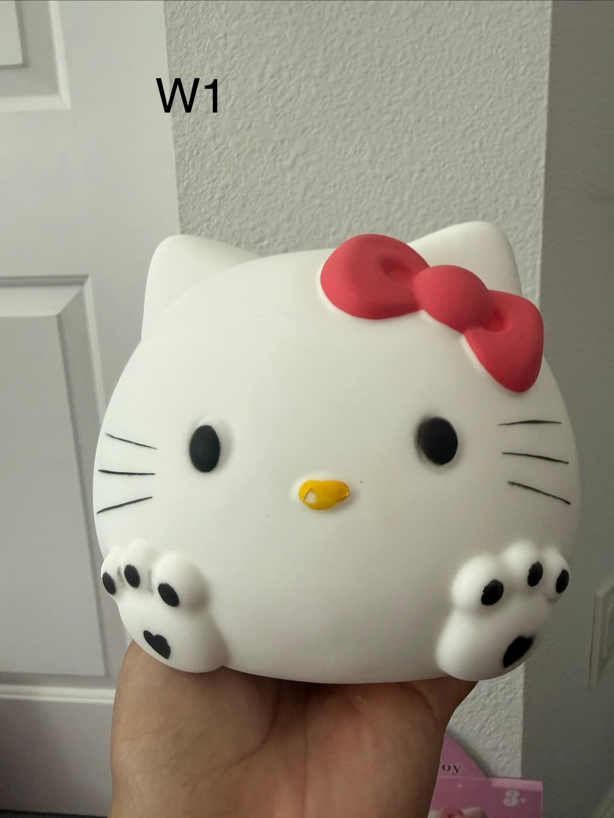 DEFECTED HK KITTY JUMBO Squishies