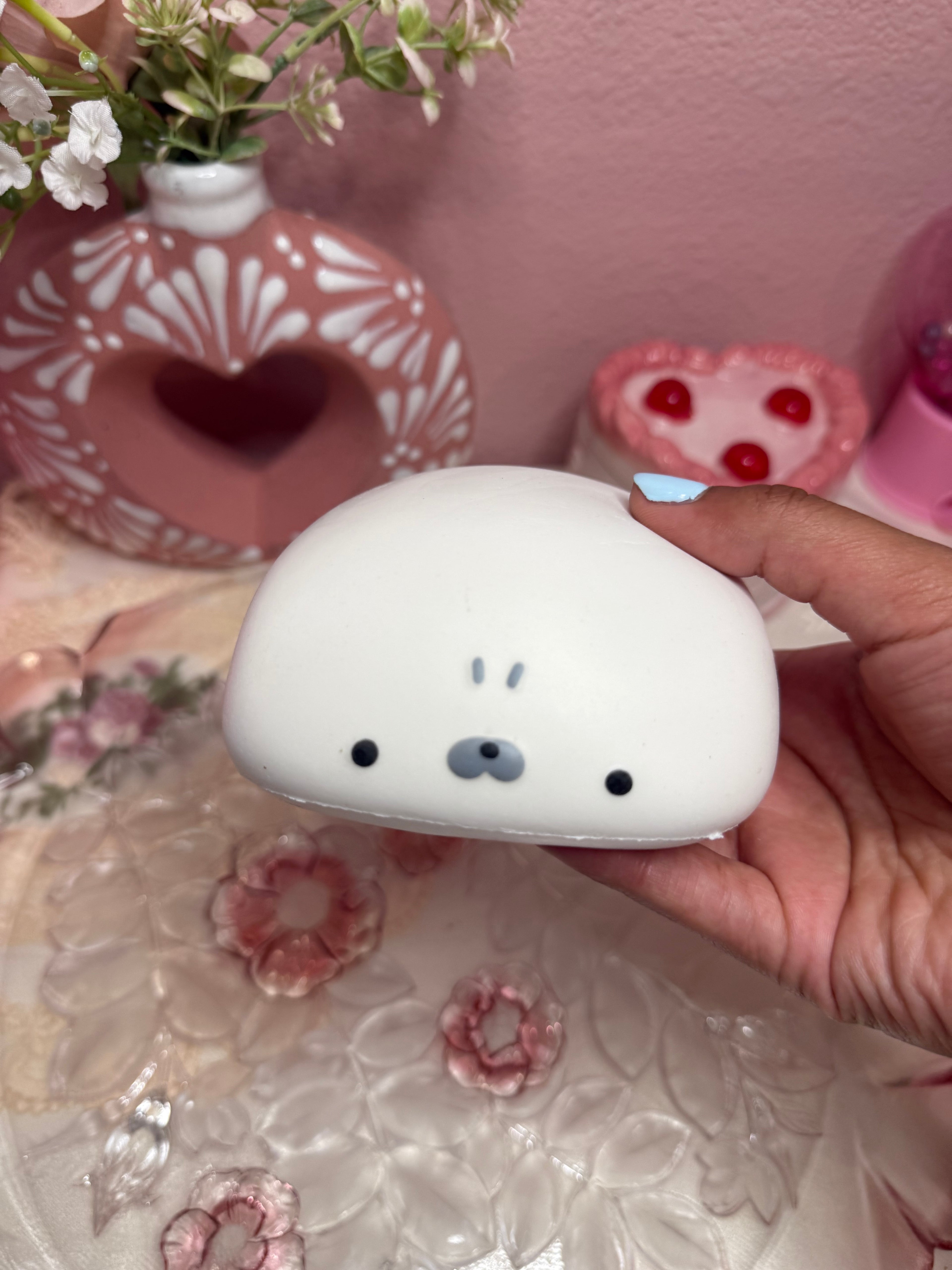"Silo" Sea Lion Steamed Bun Squishy- Smilegogo